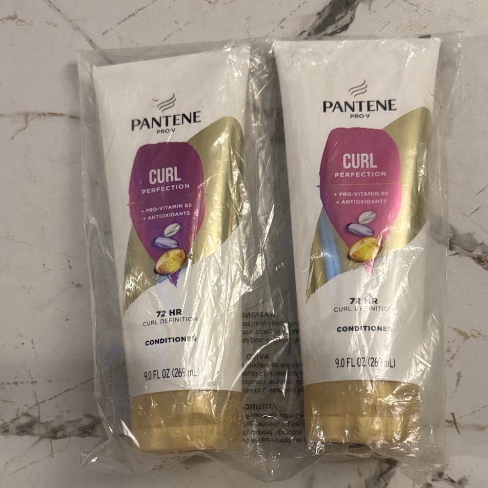 Curl Perfection Conditioner - Gold and White